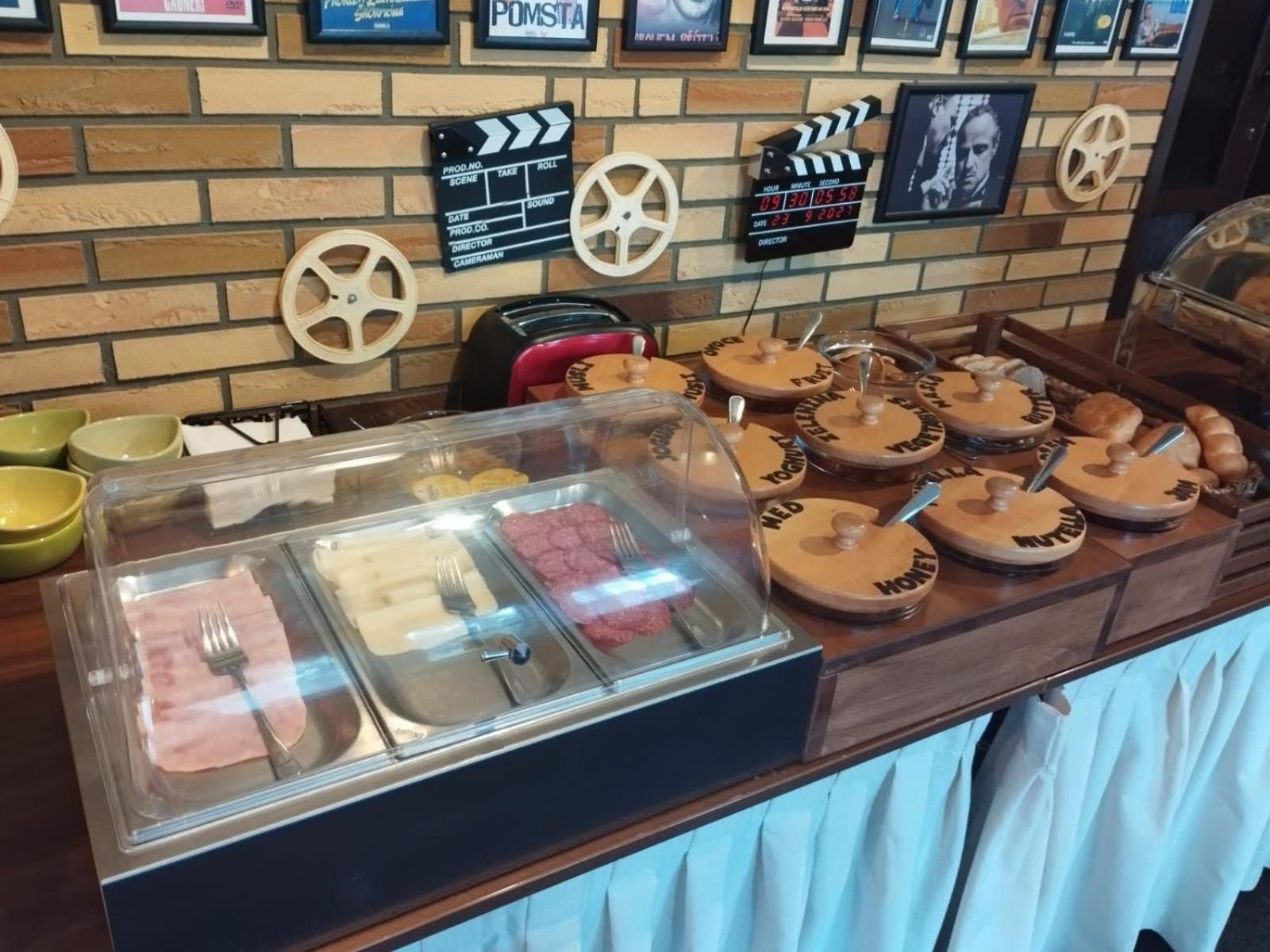Hotel Alfa Trutnov Kültér fotó