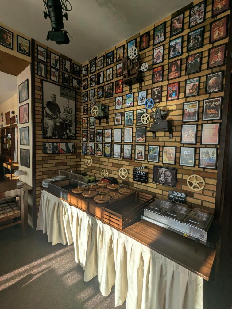 Hotel Alfa Trutnov Kültér fotó