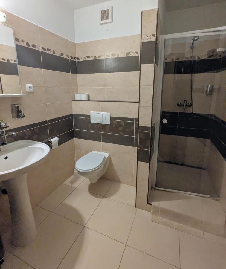 Hotel Alfa Trutnov Kültér fotó